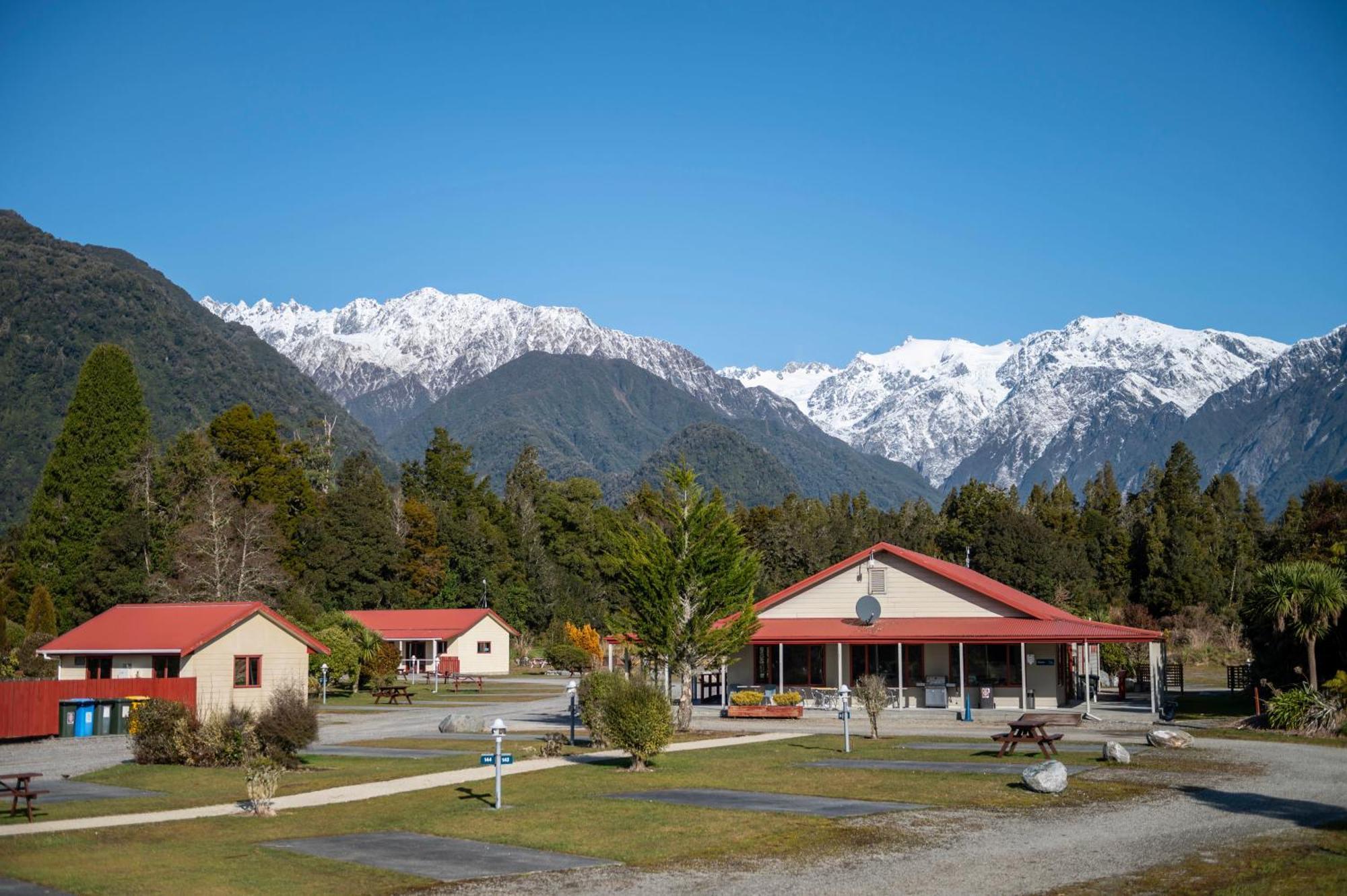 Franz Josef Top 10 Holiday Park Екстериор снимка